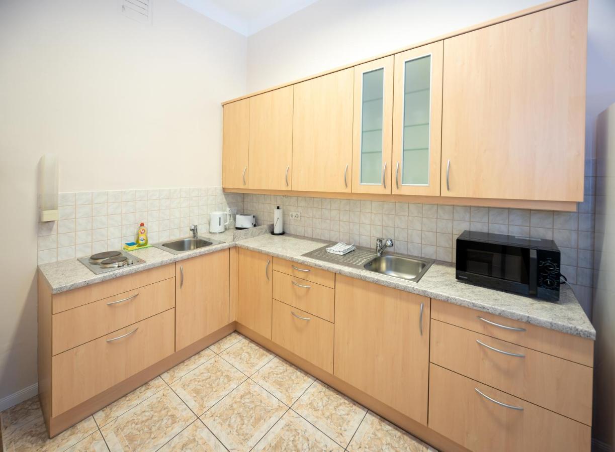 Charming Apartment Near Prater Wenen Buitenkant foto