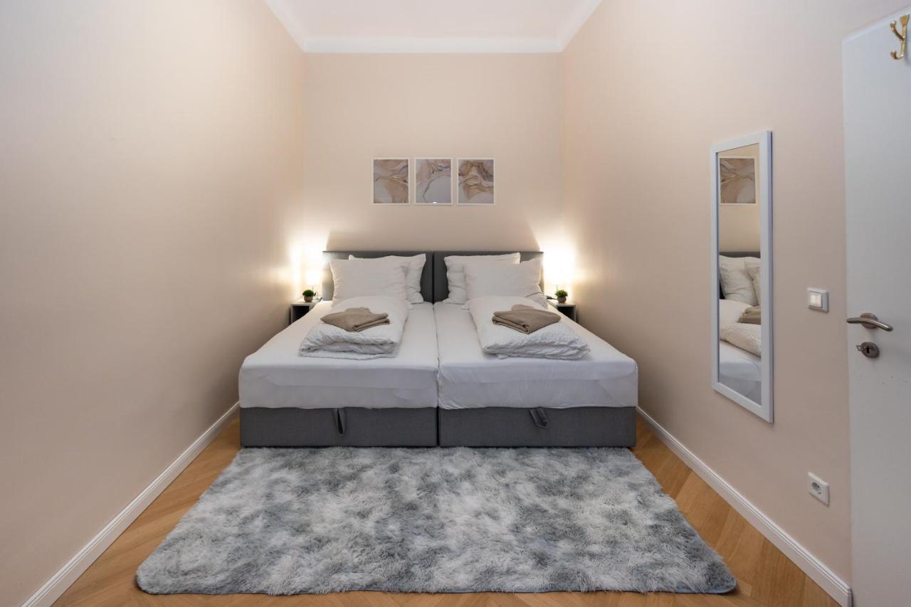 Charming Apartment Near Prater Wenen Buitenkant foto