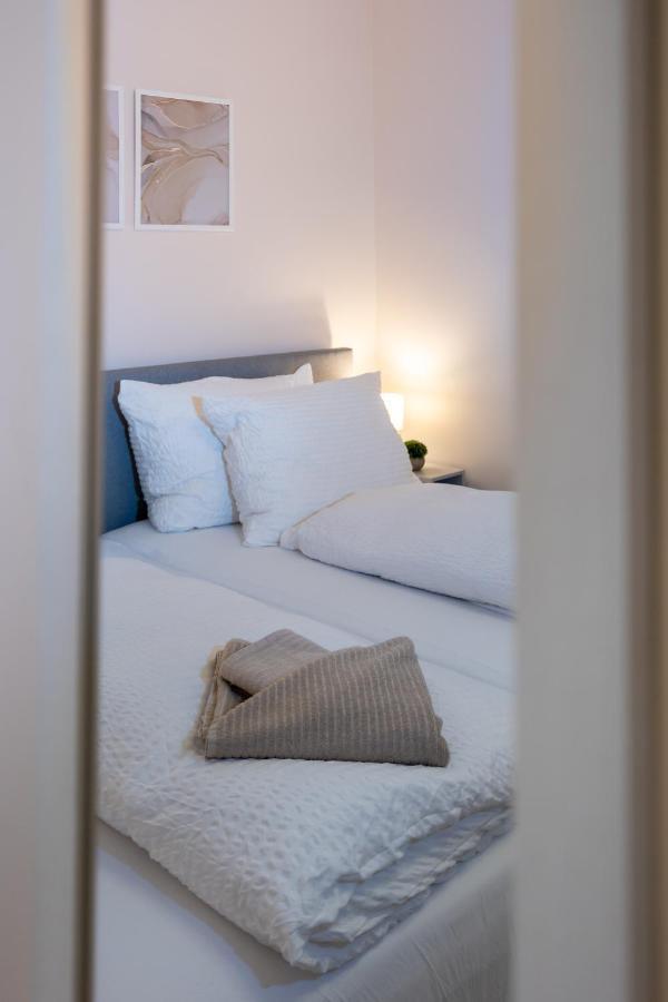 Charming Apartment Near Prater Wenen Buitenkant foto